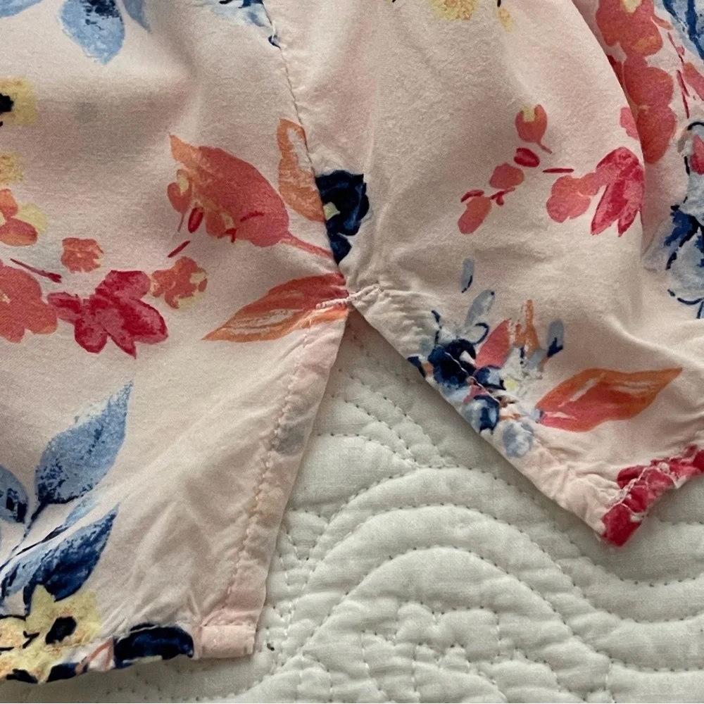 Talbots Top Sleeveless Floral Size Medium - Picture 6 of 11